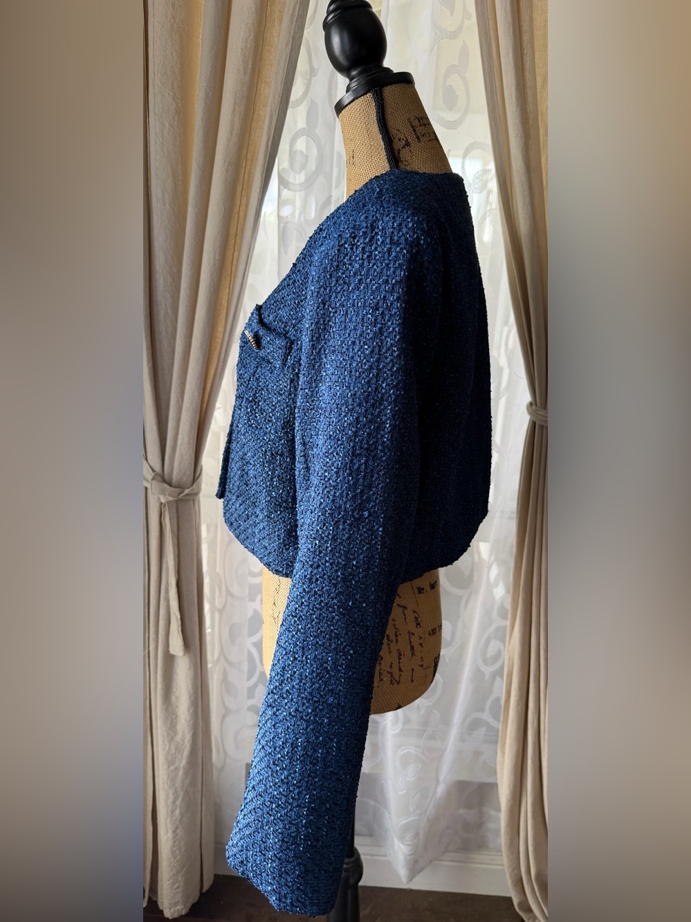VICI Navy Textured Cropped Bouclé Tweed Blazer NWT - Picture 5 of 11